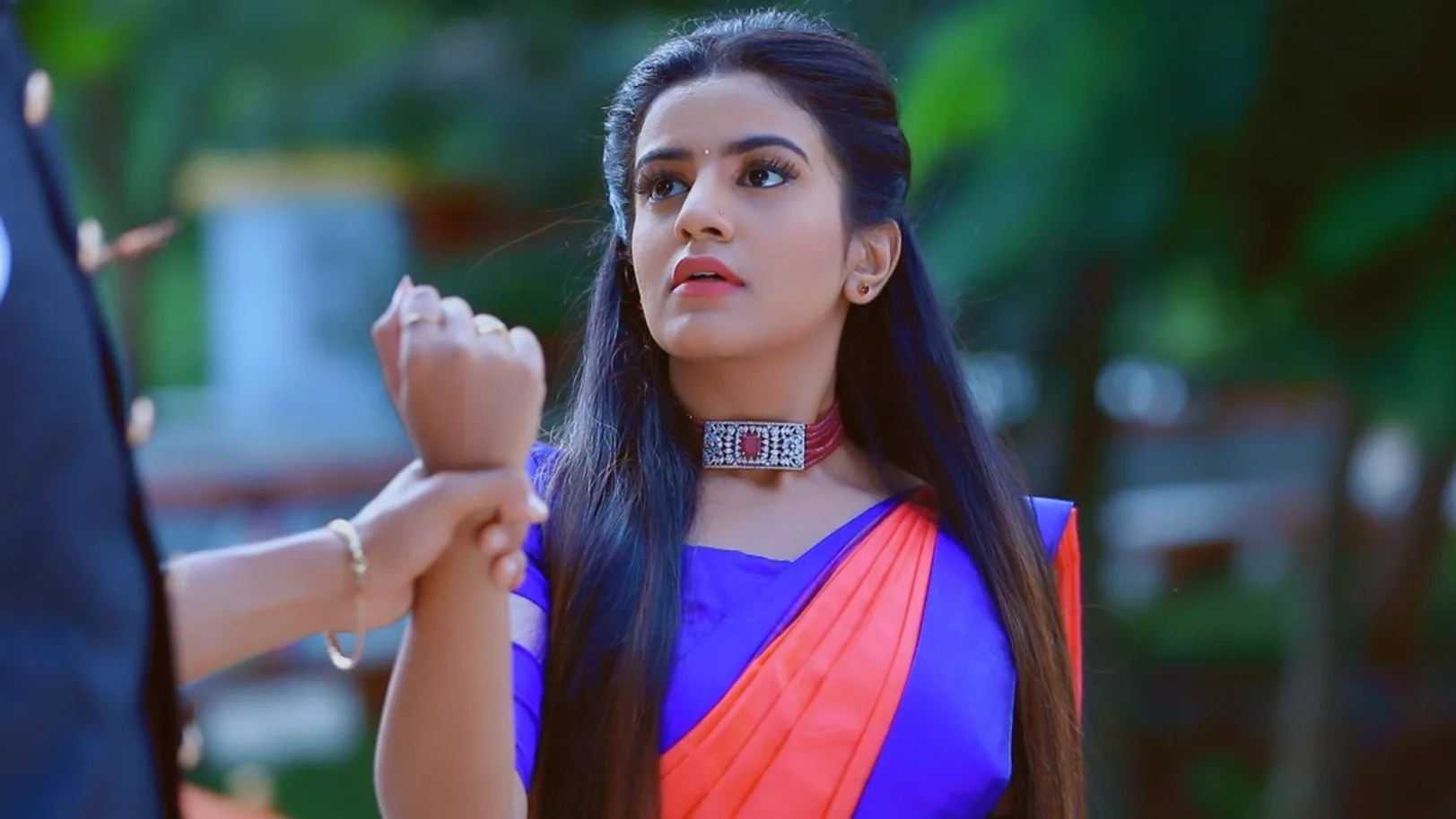 Trivikram's actions surprise Shivani - Naagini 2 