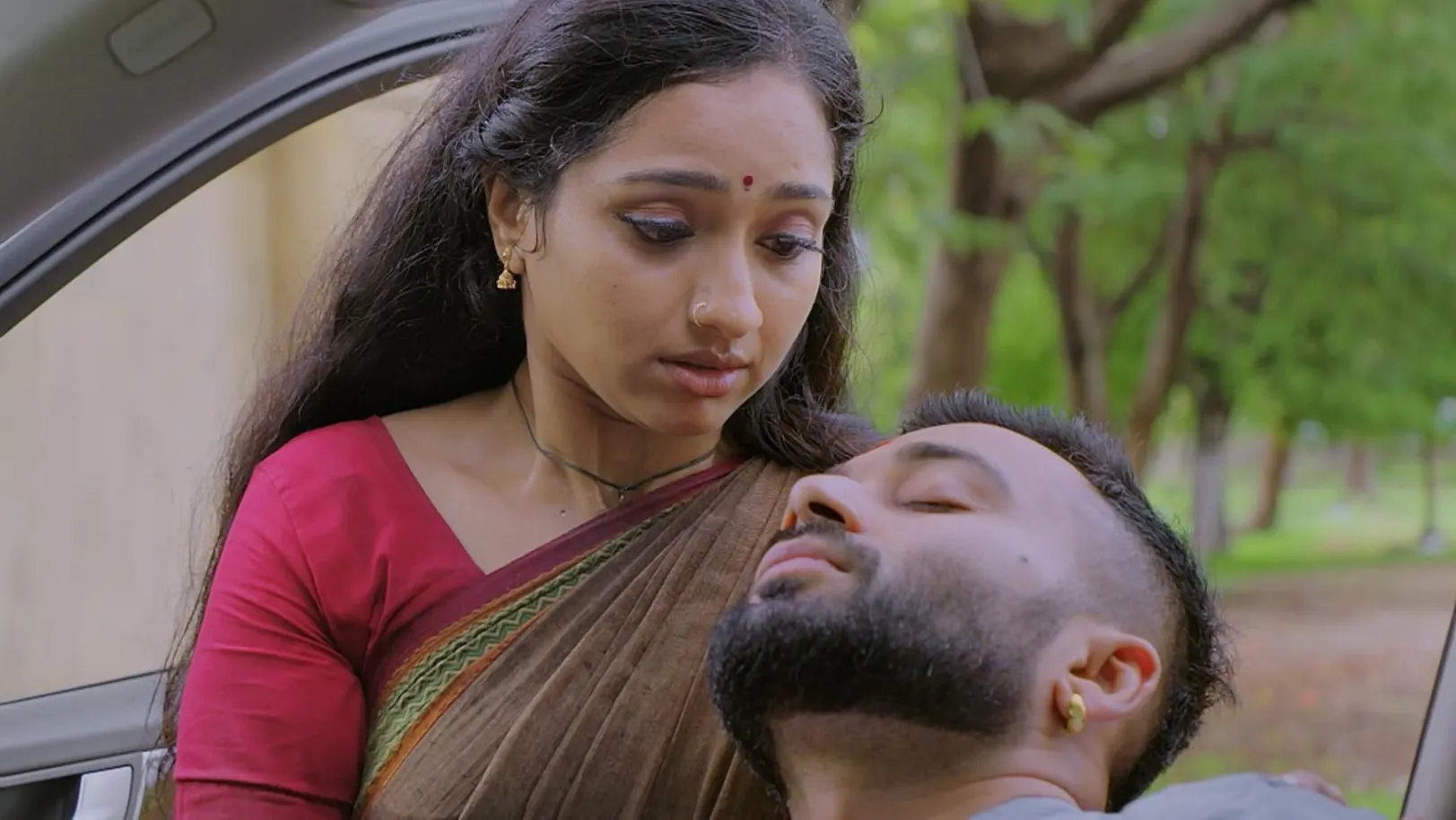 Trinayani - March 24, 2021 - Episode Spoiler