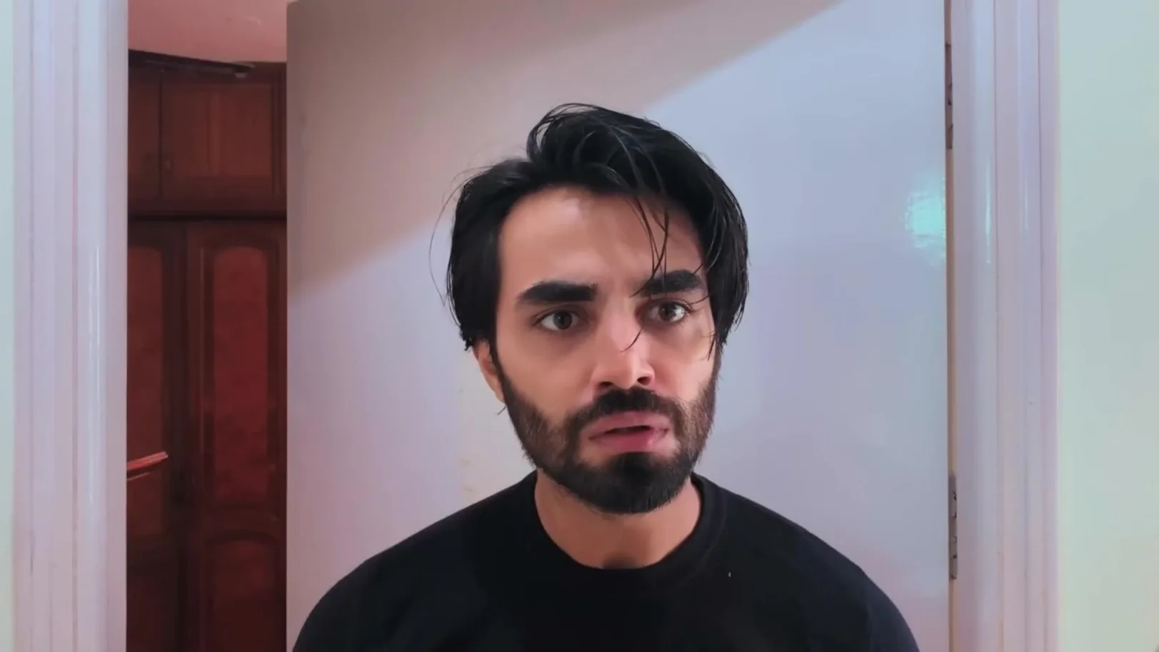 Seeing Chahat in a hijab shocks Neel’s family - Qurbaan Hua Episode 21