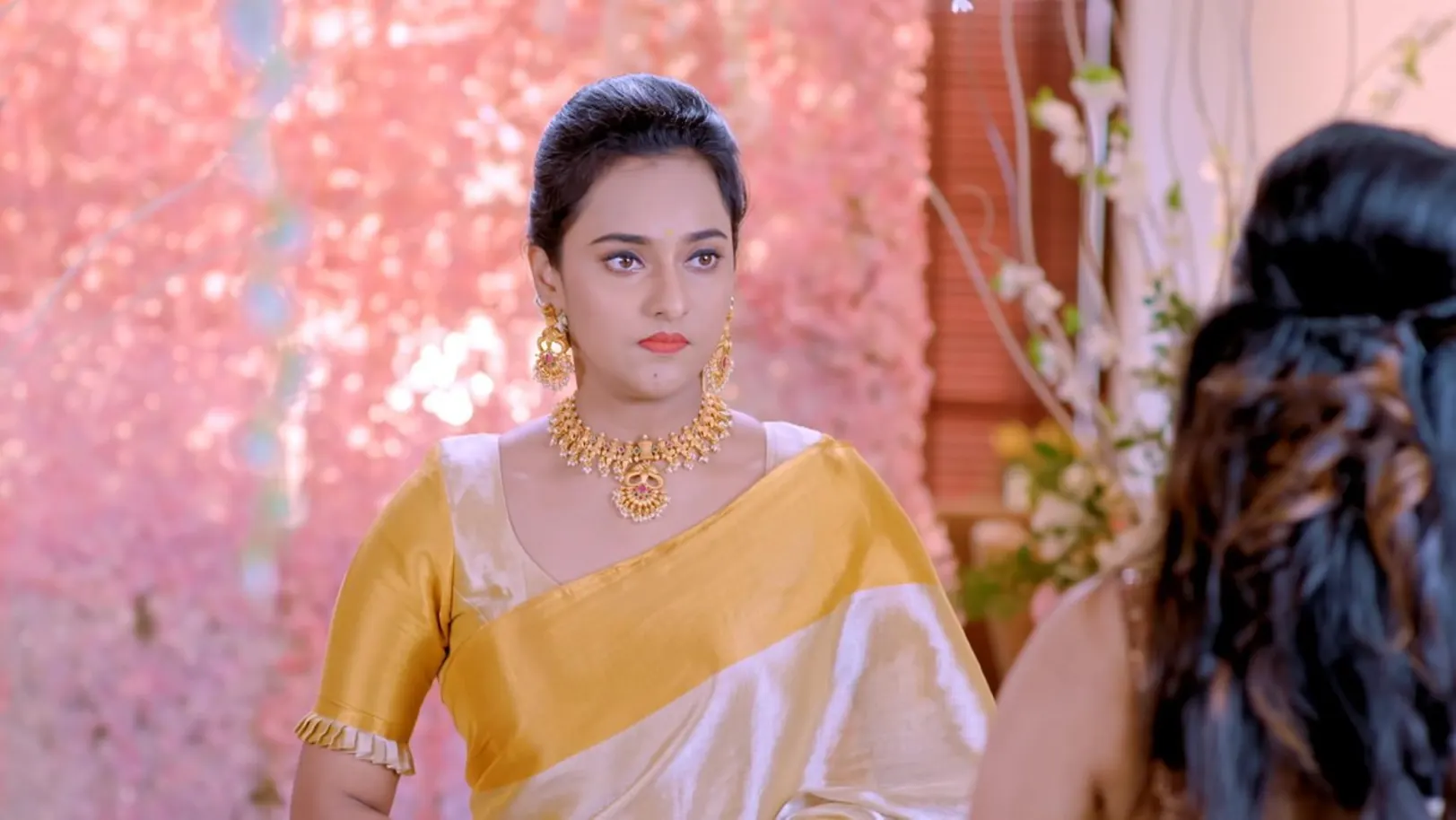 Nisha tries to humiliate Divya 29th December 2020 Webisode