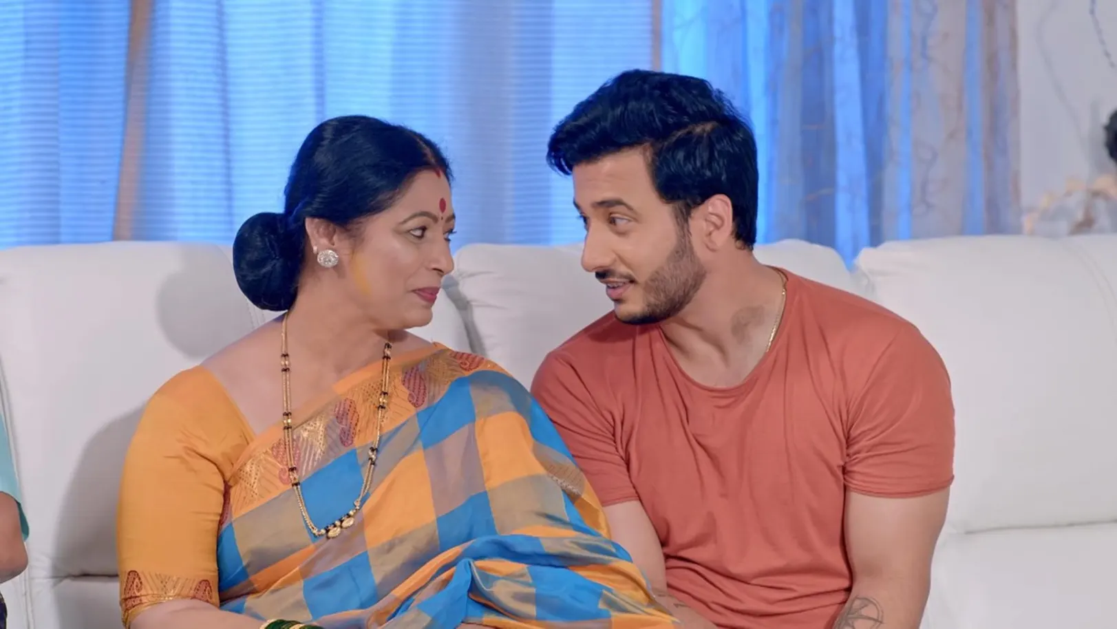 Karthik hurts Sathya's feelings - Sathya 13th January 2021 Webisode