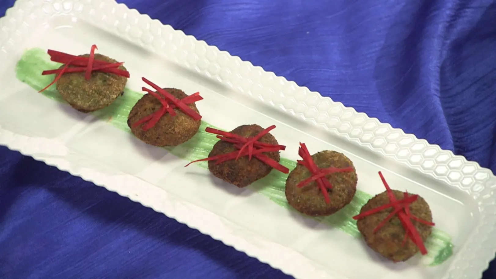 Methi Cheesy Chicken Kebab' and 'Tandoori Jumbo Prawns' - Aamhi Saare Khavayye Episode 3284