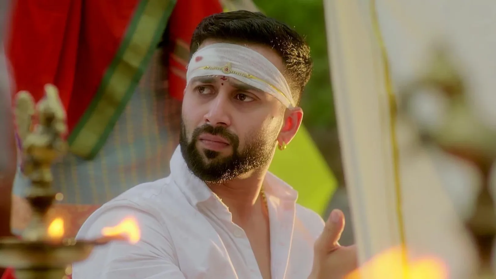 Gayatri's spirit is delighted to see Vishal-Nayani 