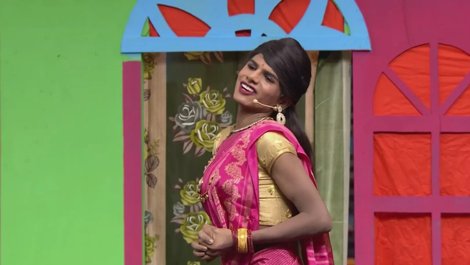 Santosh's hilarious performance in 'Fan direction' - Comedy Khiladigalu Season 3 Episode 36