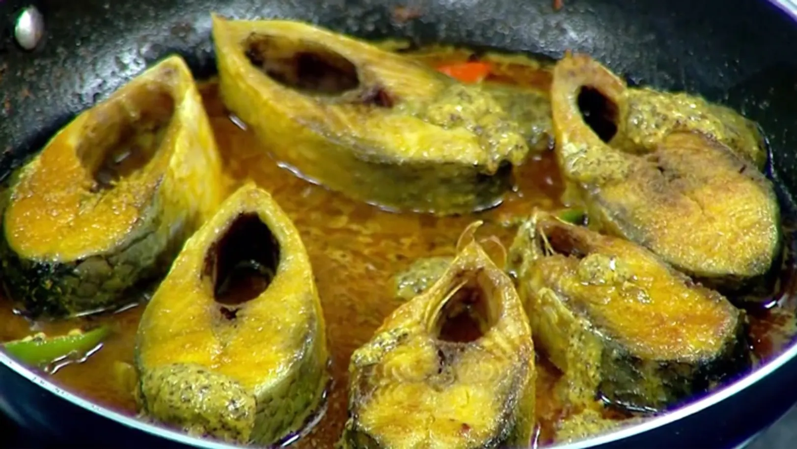 Mouth-watering recipe of Ilish Kasundi in Bengali 