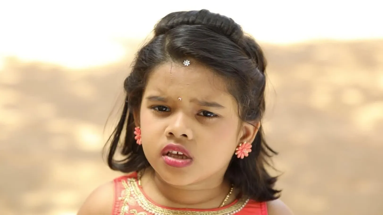 Vennila Prays for Muthurasan’s Recovery Episode 393