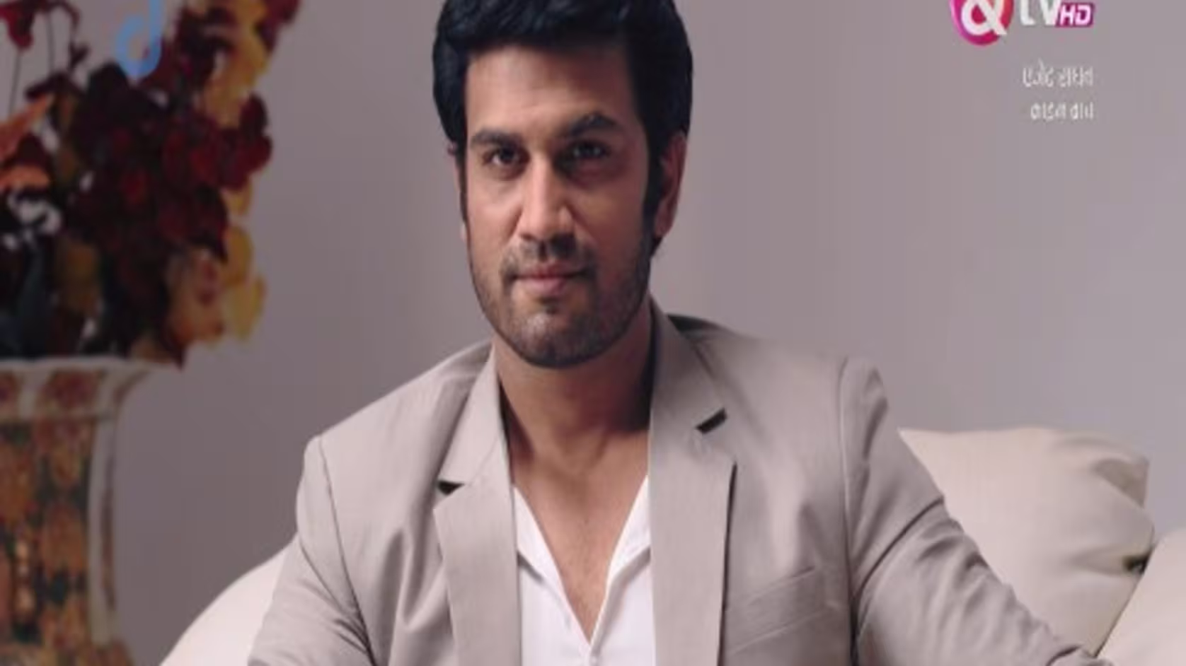 player-popup