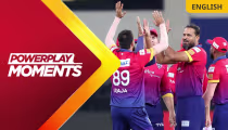 DV Lose 3 Crucial Wickets!