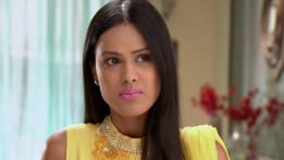 Watch Jamai Raja Dec 12 2015 Full Episode Online In Hd Zee5 Jamai raja,जमाई राजा,hindi,entertainement,tvserial,zeetv,famous,indian,hindi tv serial,zee tv serials,serial,television,zee5,daily soap,indian tv show,online,free,download,show,family drama. watch jamai raja dec 12 2015 full