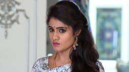 Watch Radhamma Kuthuru Feb 18 2020 Full Episode Online In Hd Zee5 In Fans congratulate actors deepthi manne, gokul, meghna raami and other team members. watch radhamma kuthuru feb 18 2020