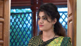 Watch Radhamma Kuthuru Jun 26 2020 Full Episode Online In Hd Zee5 In Radhamma kuthuru is an indian telugu language soap opera television series. zee5