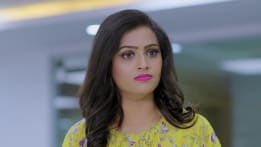 Watch Prema Entha Maduram Jul 4 2020 Full Episode Online In Hd Zee5 In Bengali Watch prema entha madhuram every monday to saturday at 9 pm on zee telugu పెళ్లి జరగదని prema entha madhuram serial upcoming episode prema entha madhuram serial who is rajnandini prema prema entha madhuram serial heroine real life, prema entha madhuram serial heroine. zee5