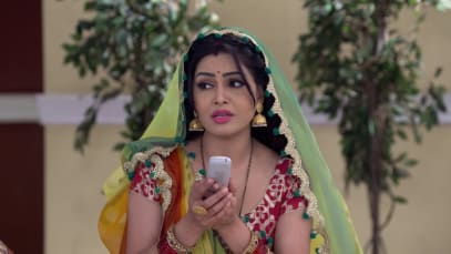 Watch Bhabi Ji Ghar Par Hai Tv Serial 26th February 2019 Full Episode Online On Zee5 On location of tv serial 'bhabhiji ghar par hain' nagin sequence part 1. watch bhabi ji ghar par hai tv serial