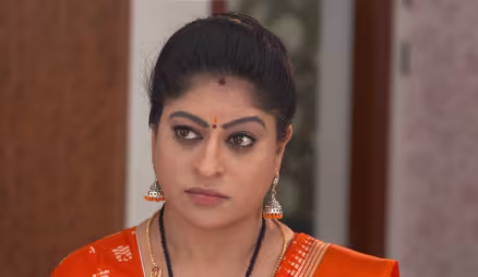 Pramila goes to a party - Suryakantham