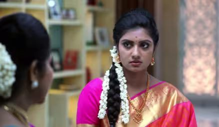 Aandal welcomes Thendral - Endrendrum Punnagai