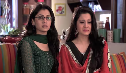 Pragya and Abhi get into an argument - Kumkum Bhagya