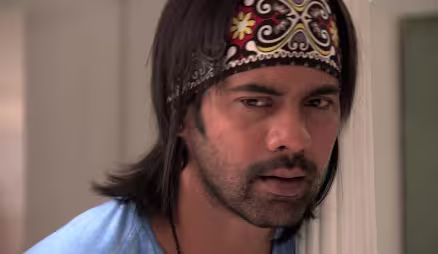 Pragya publicly calls Abhi a liar - Kumkum Bhagya