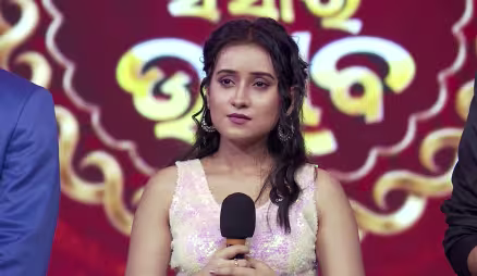Singer Payal Joins the Show