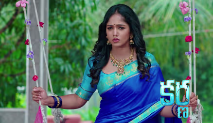 Karna and Nidhi Share Romantic Moments