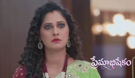 Chandrika's Family Watches Vasudha's Ad Shoot