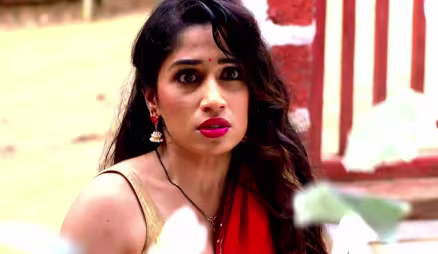 Abhiram Sees Kaveri with Sayyaji