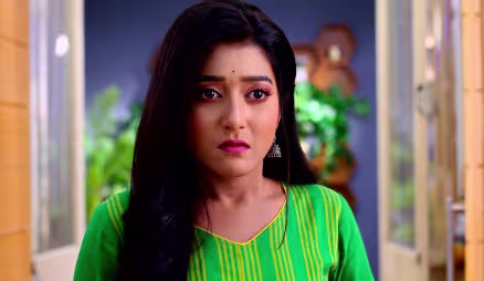 Debjani Gives Gugly-Mitul the Storeroom