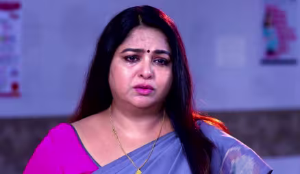 Deepa Faints