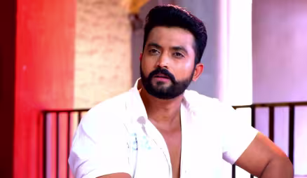 Jagan Corrects the Police Officer