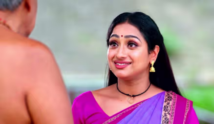 Mari Tends to Surya