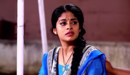 Sivagami Falls into Ananya's Trap