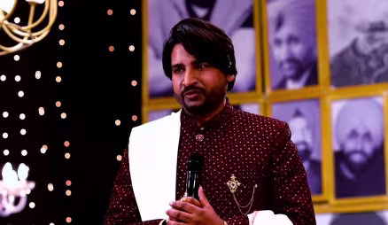 Vaneet Khan Speaks about His Genre