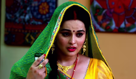 Meenakshi Wants Keshav to See Her True Form
