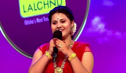 Jayshree's Entertaining Performance