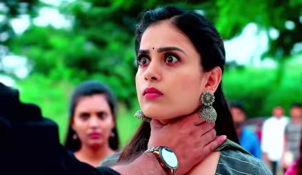 Amar Learns about Radhika’s fiancé