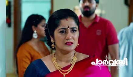 Ambika Tries to Stop Parvathy