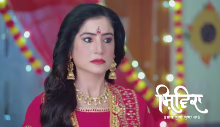 Maa Divyana Has a Realisation