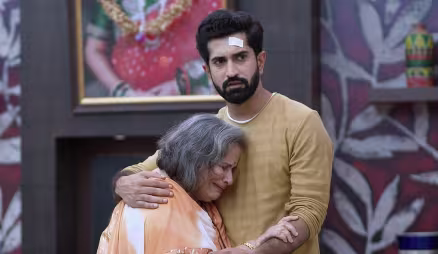 Hema Arrives at Advait's House