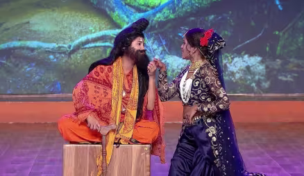 Monalisa's Hilarious Comical Act