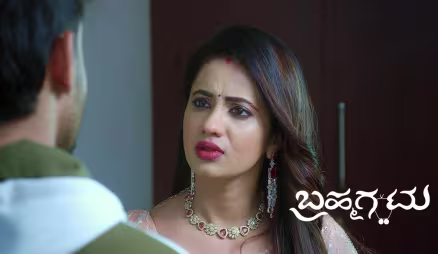 Soundharya Orders Deepa to Work as a Maid