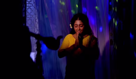 Gurumaa Worries about Radha