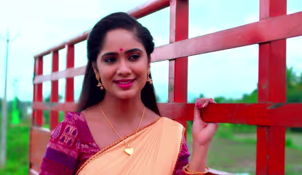 Vedavalli Learns about Parvathy's Help