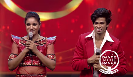 Sabareesh and Janushka's Mesmirising Performance