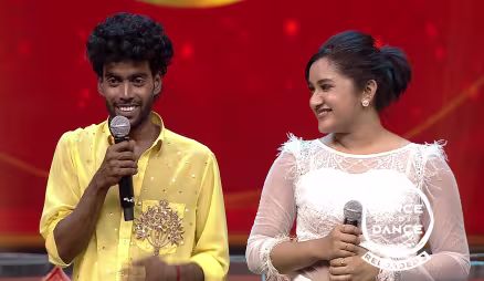 Nitin and Nithya's 'Vere Mathiri' Performance