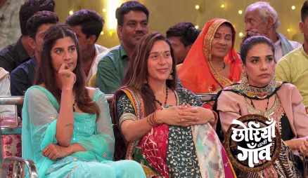 The Girls Hold a Wedding for an Elderly Couple
