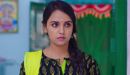 Govind Tries to Help Geetha