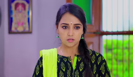 Geetha Leaves Her Parents Emotional