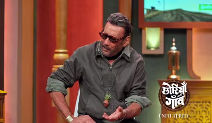 Jackie Shroff Spends Time with the Girls