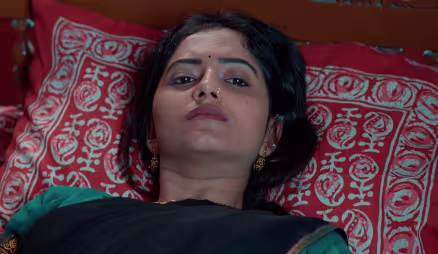 Lakshmi Collapses after Saving Maddy