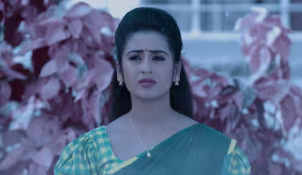 Subhadra Gets Angry with Aditi
