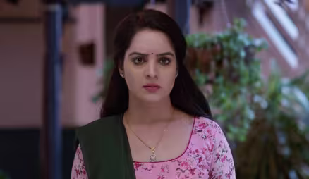 Murthy Asks Vasundhara Her Decision